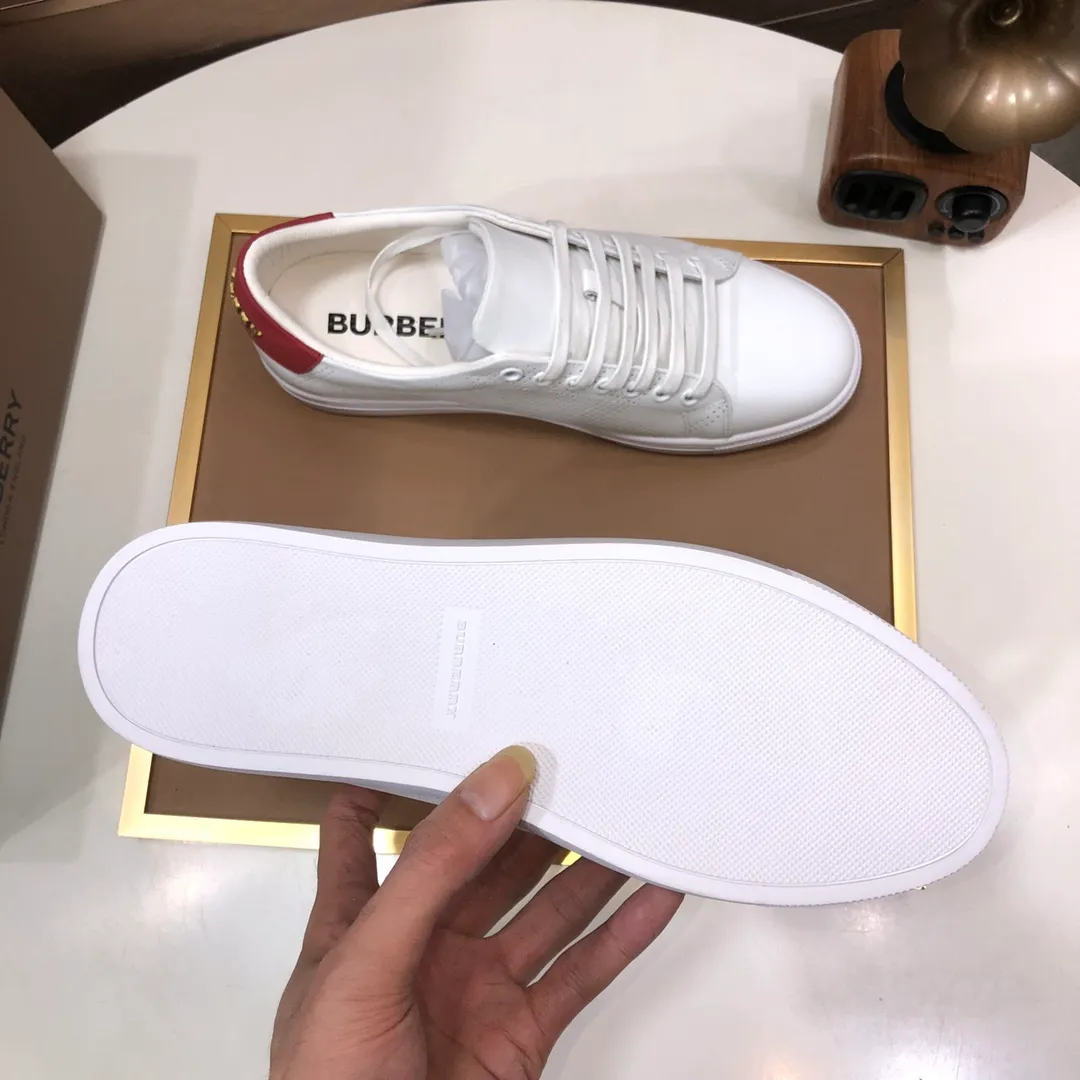 Men's shoes 💰480💰 [Burberry] (cowhide lining) classic low-top sneakers｜Imported cowhide with classic plaid fabric｜Cowhide lining｜Original outsole｜Fine workmanship and comfortable to wear Size: 38-44 (customized at 45)